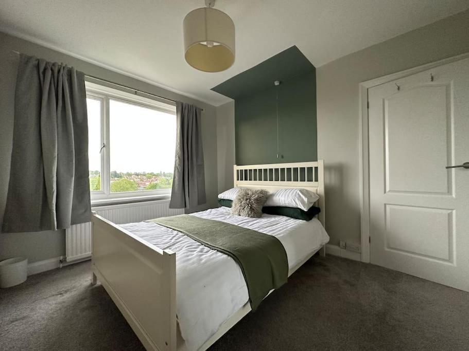 Stunning 5 Bed House In Chapel Allerton, Sleeps 9 Leeds  Dış mekan fotoğraf