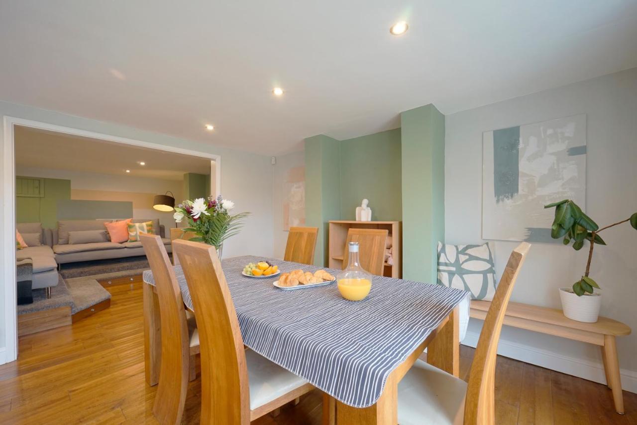Stunning 5 Bed House In Chapel Allerton, Sleeps 9 Leeds  Dış mekan fotoğraf